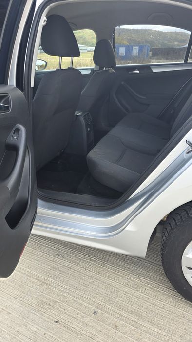 Vw Jetta an 2011 1.2 benzină tsi euro 5 185.000km acte la zi plus toate schimburile efectuate