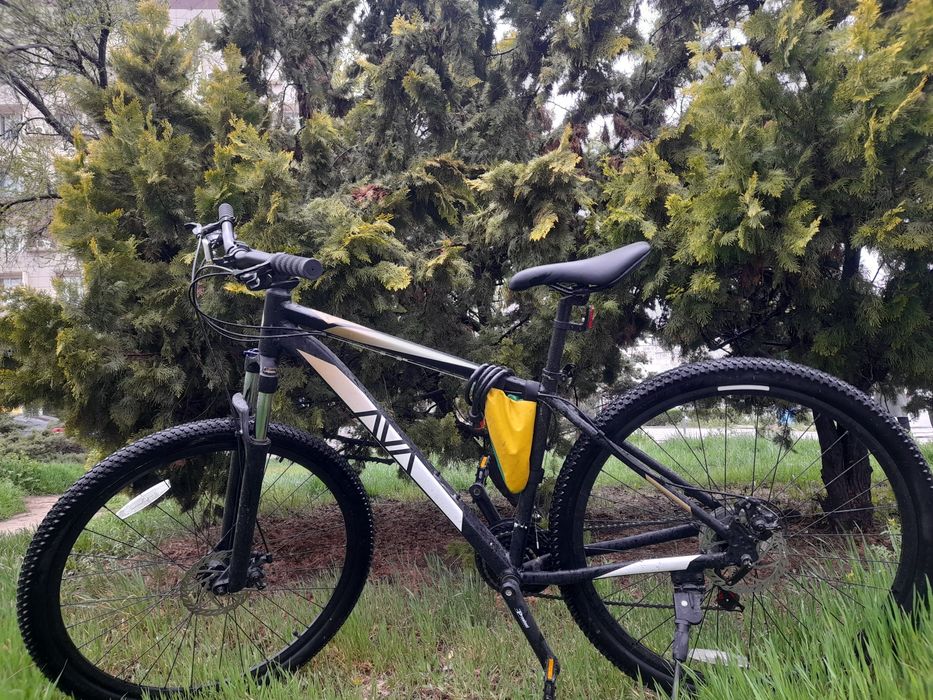 Велосипед горный .