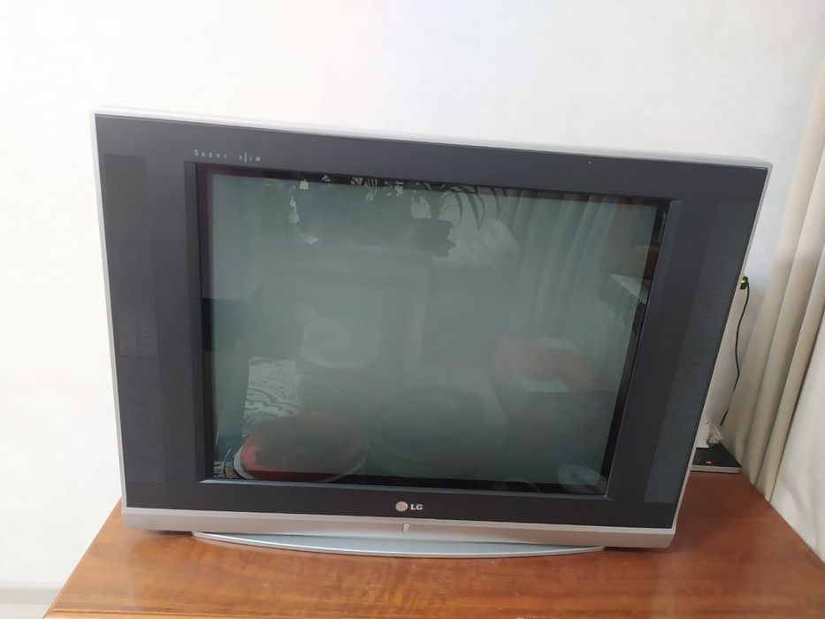 Продаётся телевизор LG