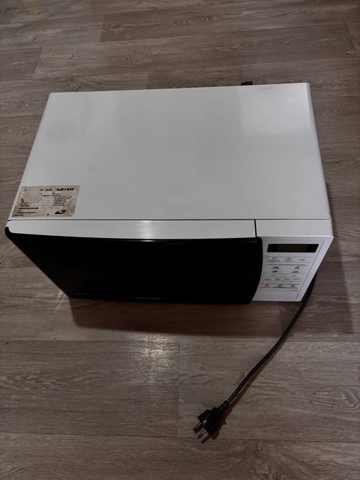 Микровалновка в отличном состояний