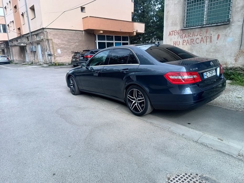 Mercedes Benz E class 2012