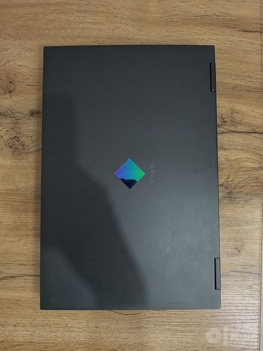 HP OMEN 15 Ryzen 5 5600H / RTX 3060 / 16GB / SSD 512GB / 144Hz