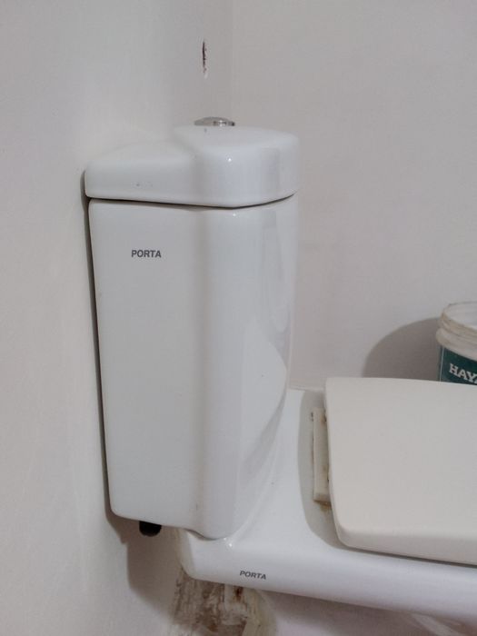 Продаётся унитаз имтортны