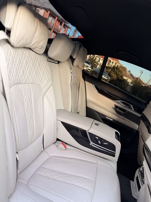 Bmw Seria 7 G11 2016 M Sport X drive