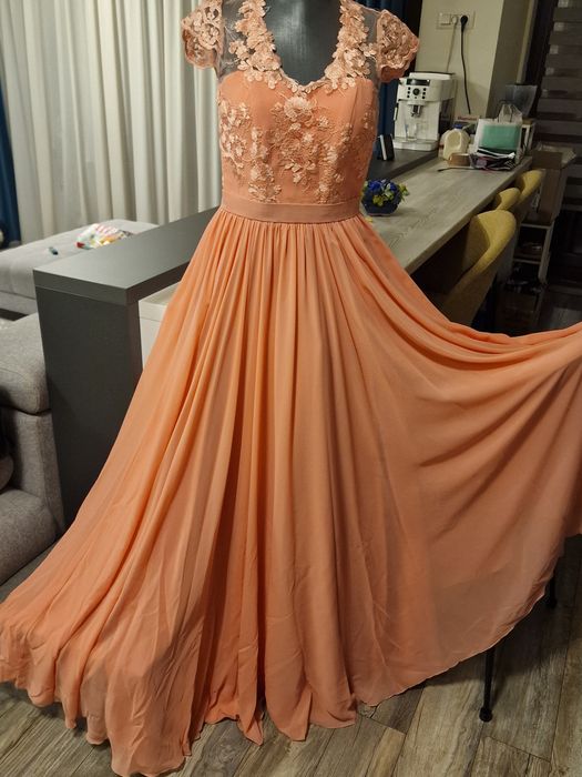 Rochie lunga noua