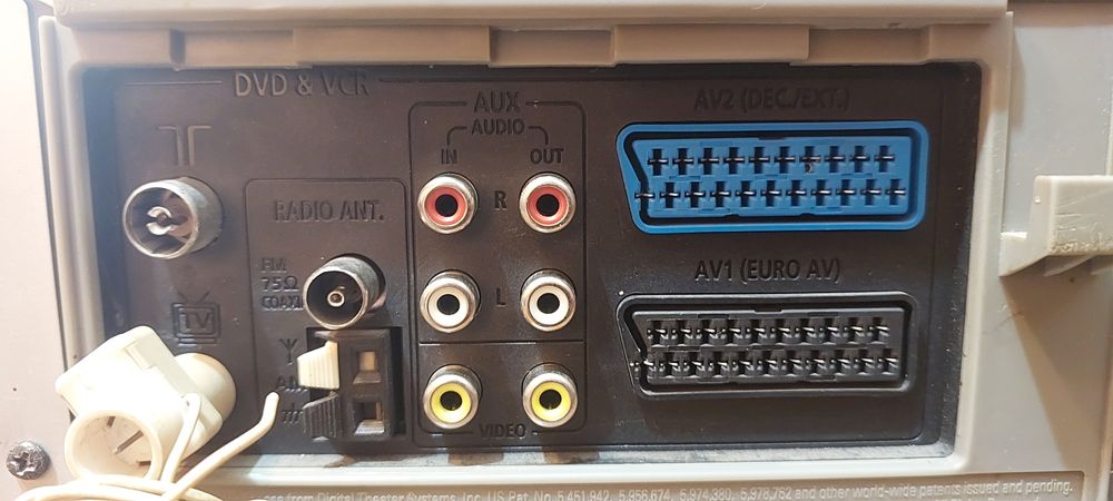 Видеомагнитофон Samsung DVD-CM250