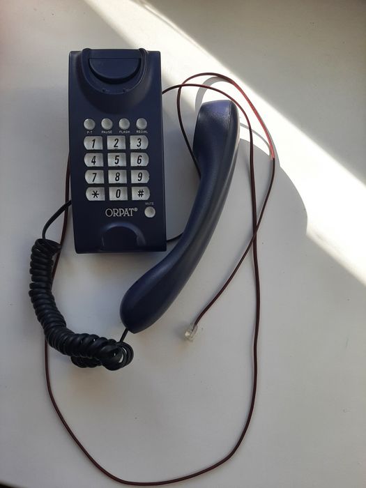 Продам домашний стационарный телефон