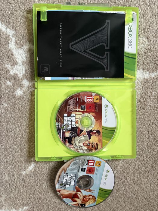 vand CD gta 5 pentru xbox 360 sau one s sau one x