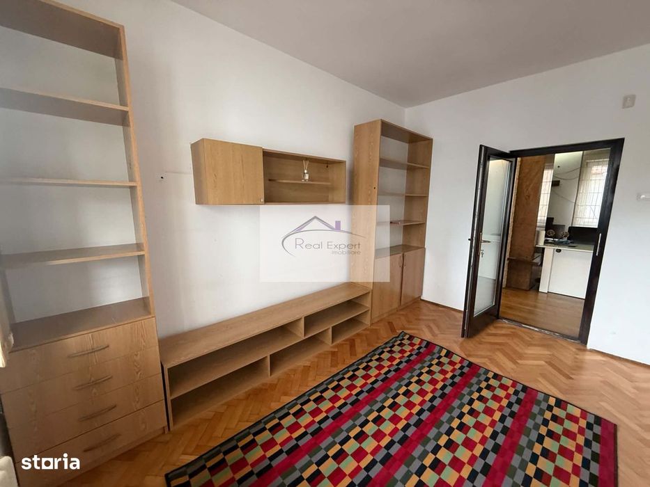 Apartament 4 camere-Piata Cipariu pentru birou sau locuit