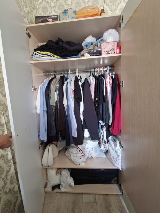 Продаётся шкаф трехсворчатый