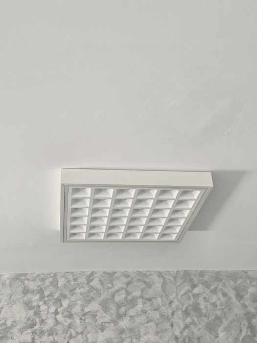 Neon cu leduri incasetat 10bucati disponibil