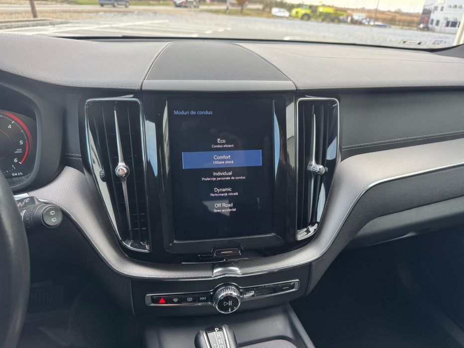 Volvo xc60 2.0D 197CP automata Inscription  full