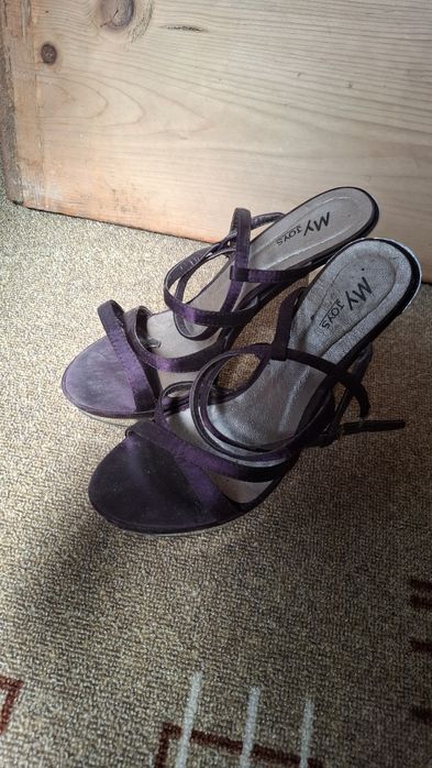 Официални сандали на висок ток