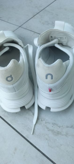 Adidași On cloud 42