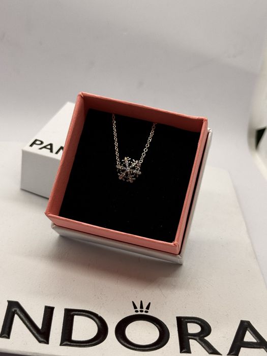 Pandora колие Пандора
