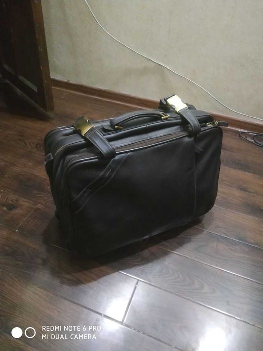 чемодан из натуральной кожи б\у