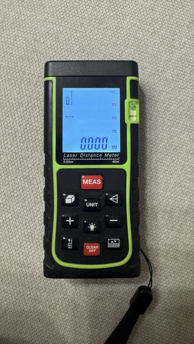 Лазерный дальномер. До 40 метров.
