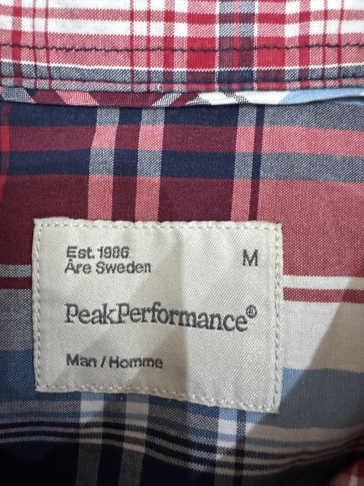 Мъжка риза PEAK PERFORMANCE . Размер M