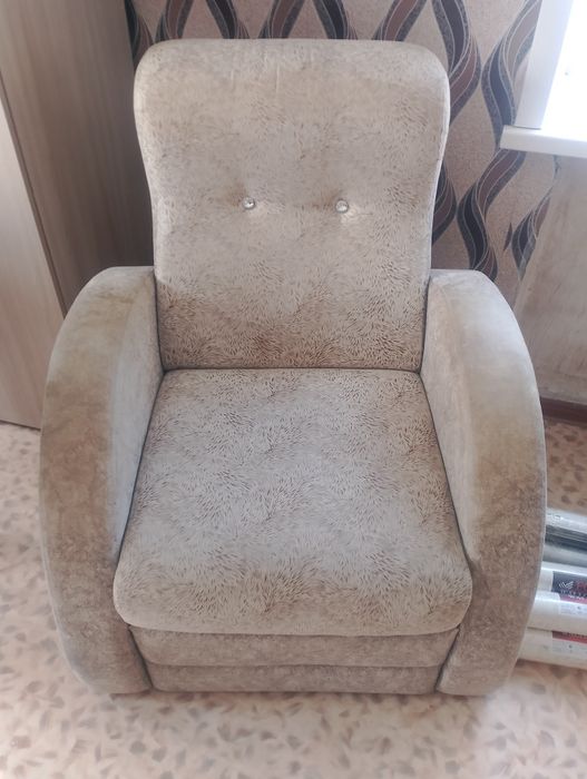 Продам срочно диван софа и кресло
