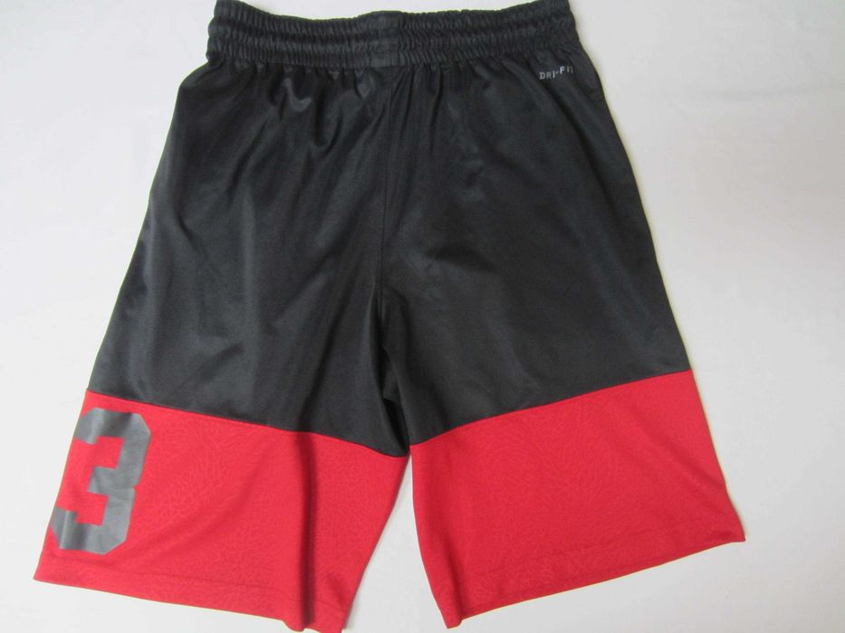 Sort Jordan, masura S, Nike Dri Fit, 2 buzunare laterale,stare f. buna