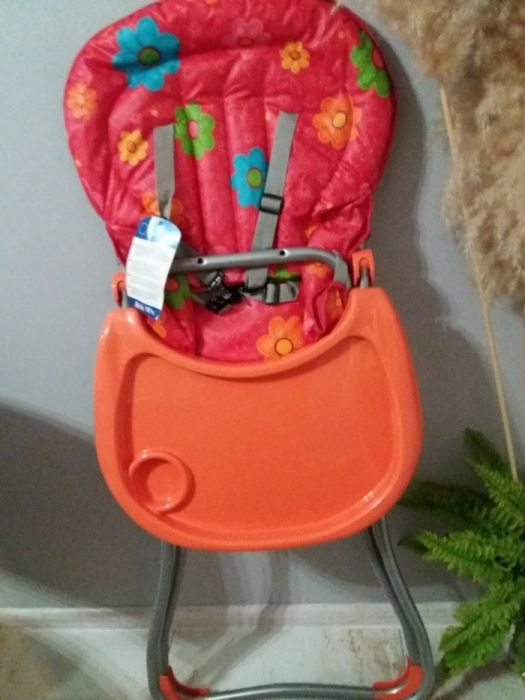 НОВО столче за кола