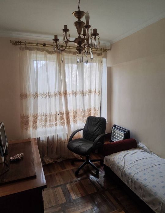 Квартира на Ц5-Монумент мужества 3/4/4 общ пл 70м ,балкон 2*6