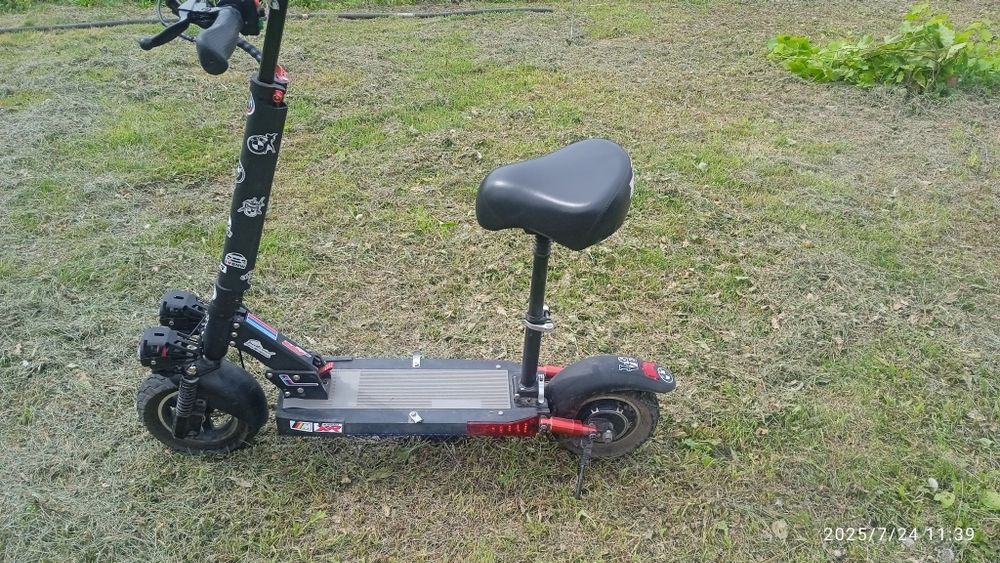 Продам электросамокат