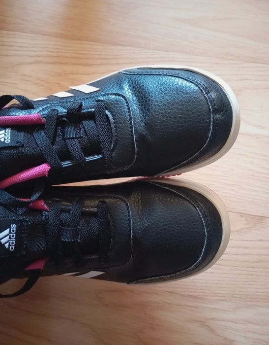 Adidași Adidas , mărimea 37