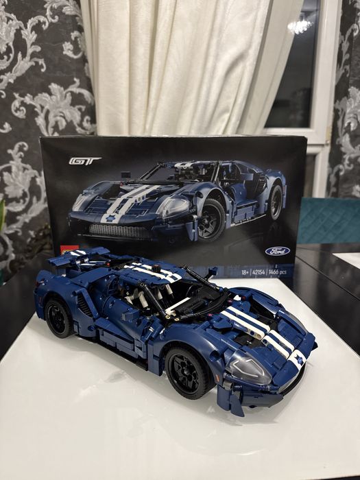 Lego Technic ford GT 42154