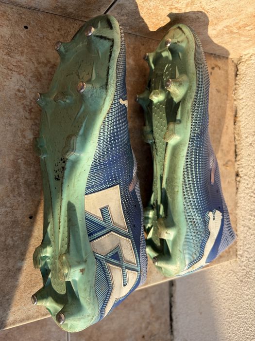 Бутонки с железни шипове на puma