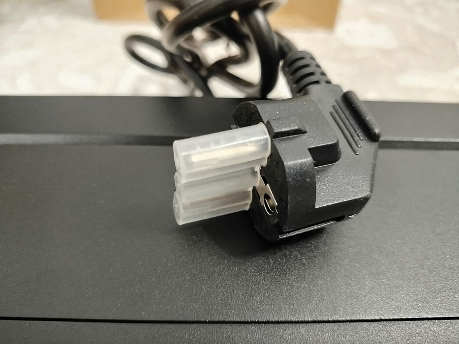 Розетка длЯ компьютерного стола