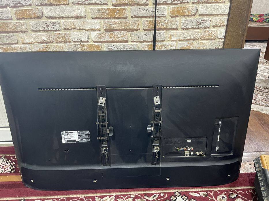 Telvizor Lg  sotiladi