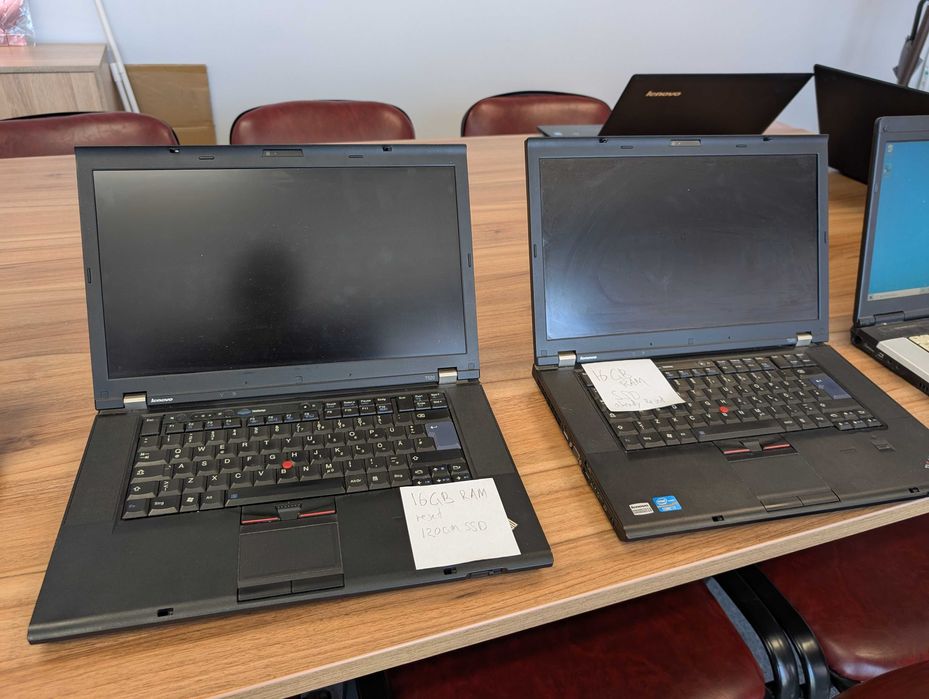 Лаптоп Lenovo T520 W510 T510 H700 Fujitsu и други 16gb SSD
