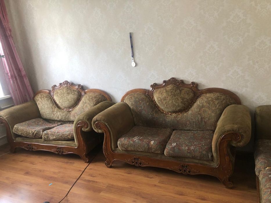 Диваны бесплатно. Самовывоз!