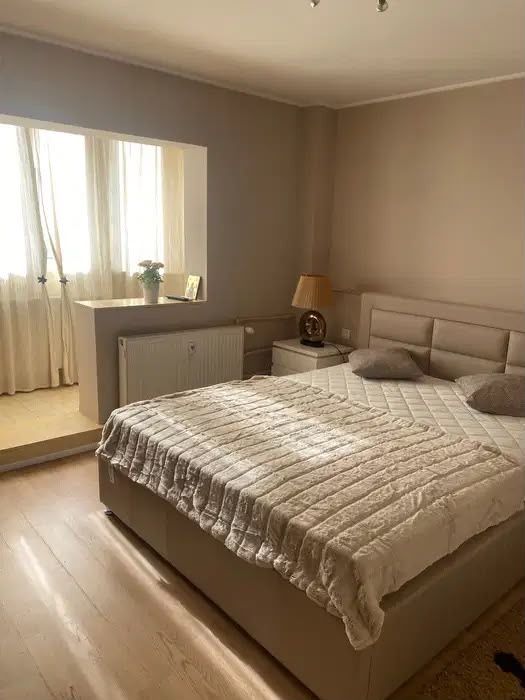 Inchiriere apartament 3 camere zona Decebal