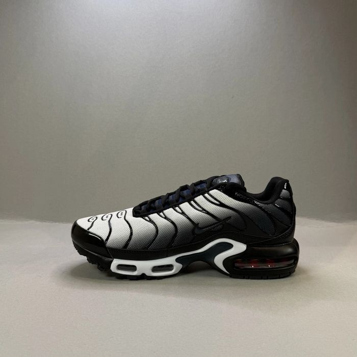 Nike Air Max Plus TN "Midnight white-Blue" - НОВА НАЛИЧНОСТ!