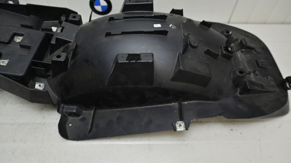 Undertail Plastic Roata Spate BMW R1200RT 2014 - 2017
