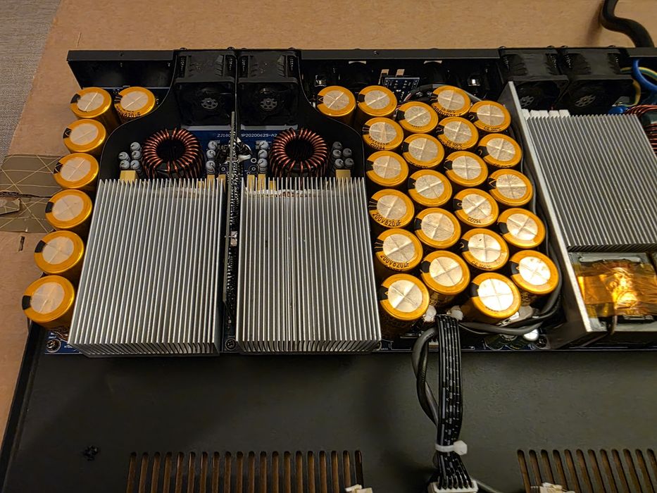 Amplificator Putere -  DN 218  - 2x1800W RMS