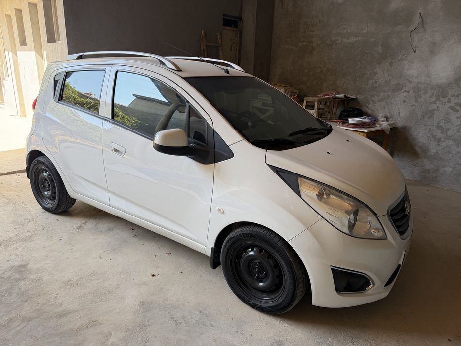 Spark Avtomat  Bezinda Xolati yaxshi