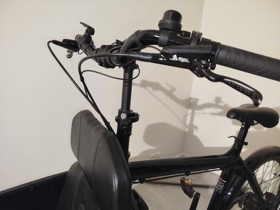 Bicicleta cu ataș frontal pt copii