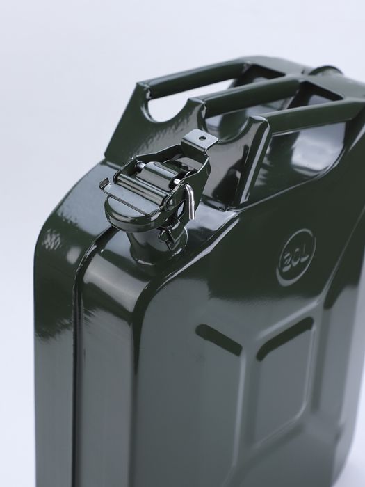 Канистра для топлива 20л с металической воронкой,СУПЕР СКИДКА!!!