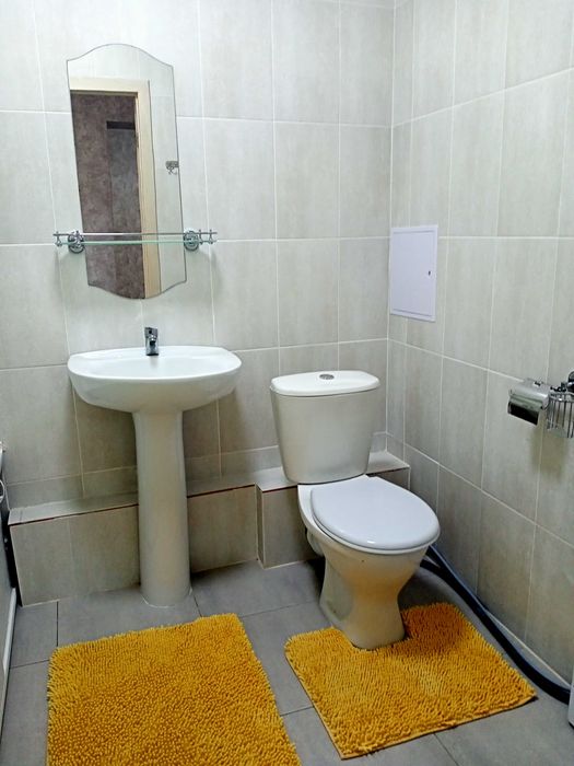 Сдаётся посуточно 2 комнатная мкр. Береке