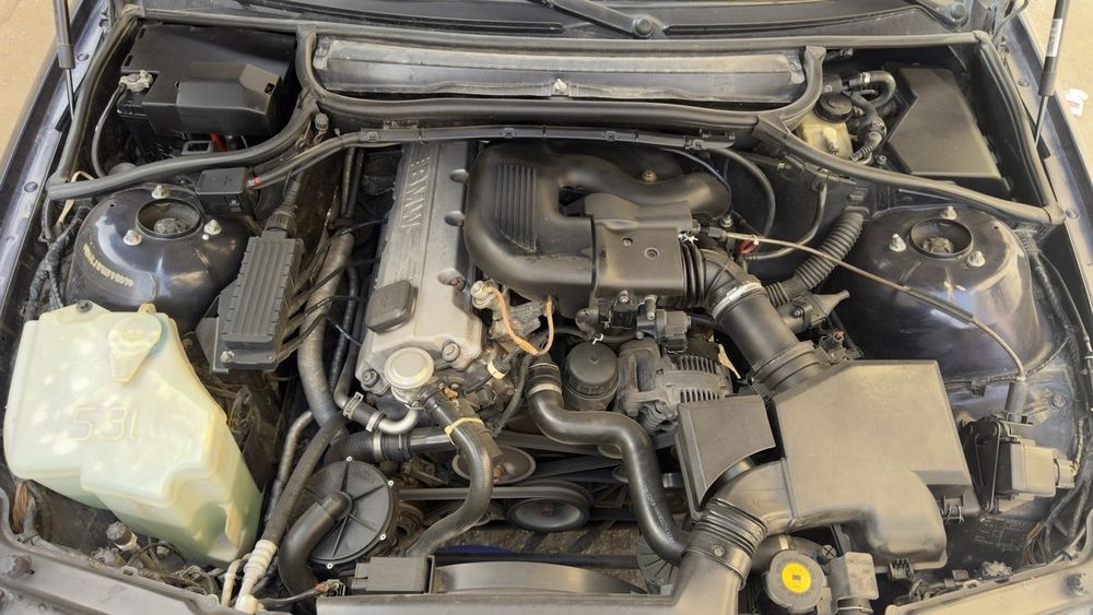 Бмв 3 сериа е46 318I