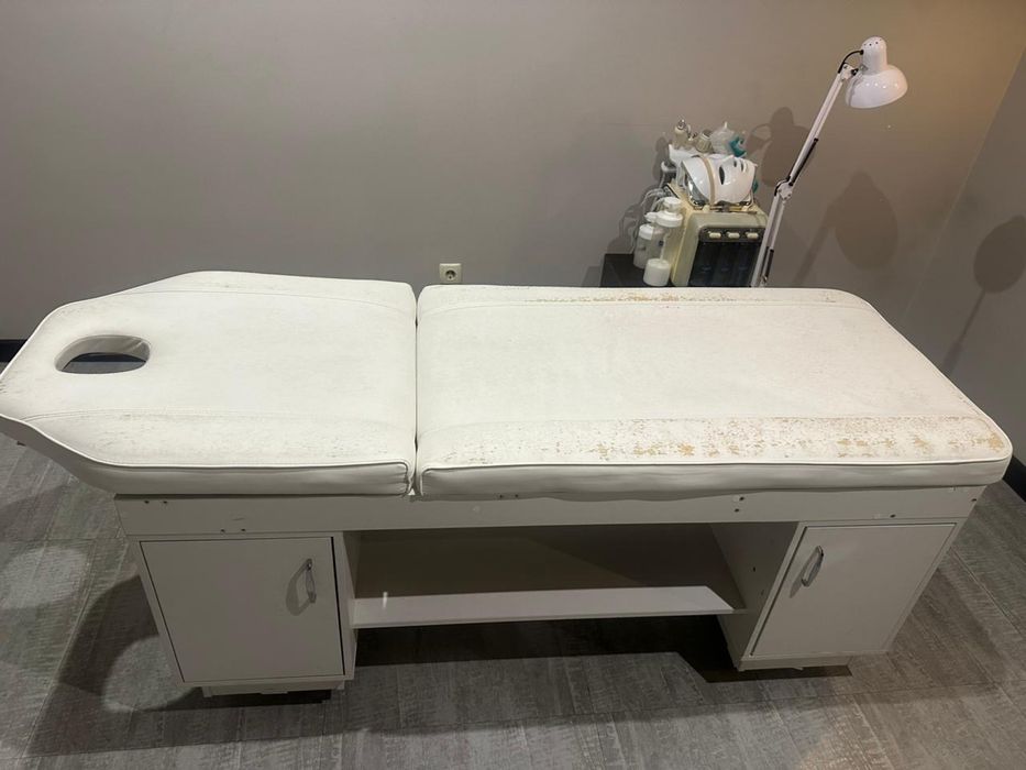 Продам массажную кушетку