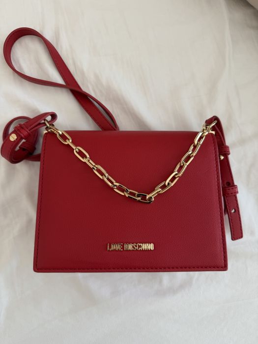 Дамски чанти Moschino, Guess, Michael Kors, Ted Baker, Tous