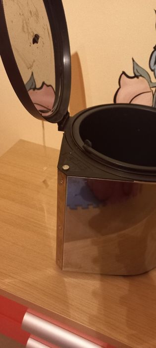 Кофа за боклук за вградена кухня