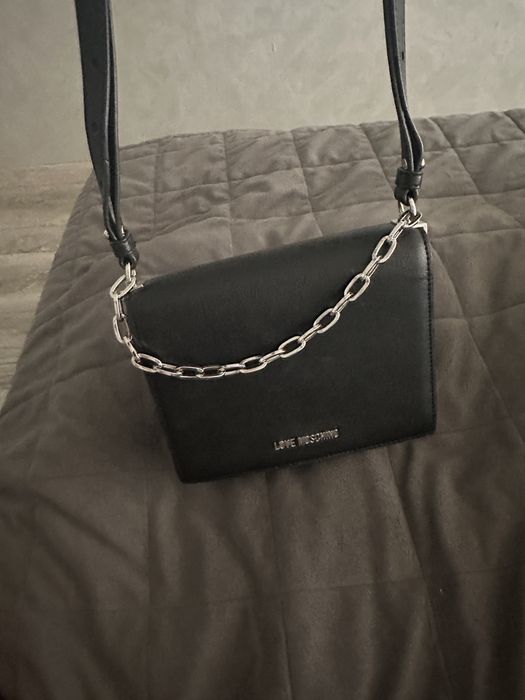 Дамска чанта Guess