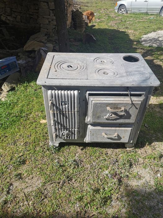 Ретро готварска печка