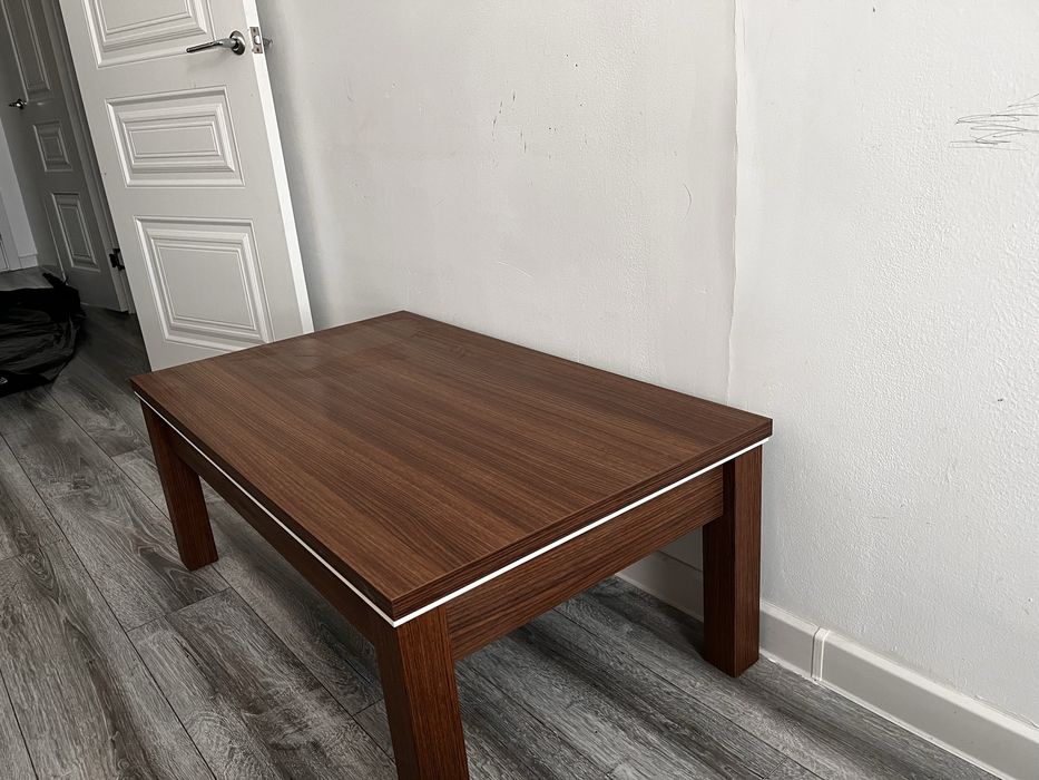 деревяный журнальный столик