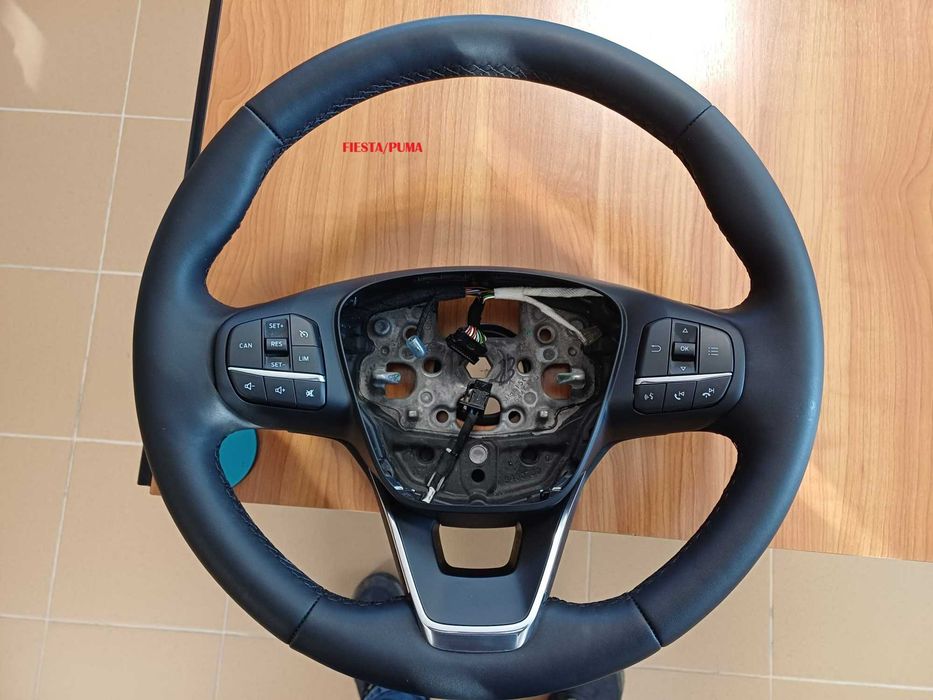 Vand volan Ford Fiesta/Puma/Focus